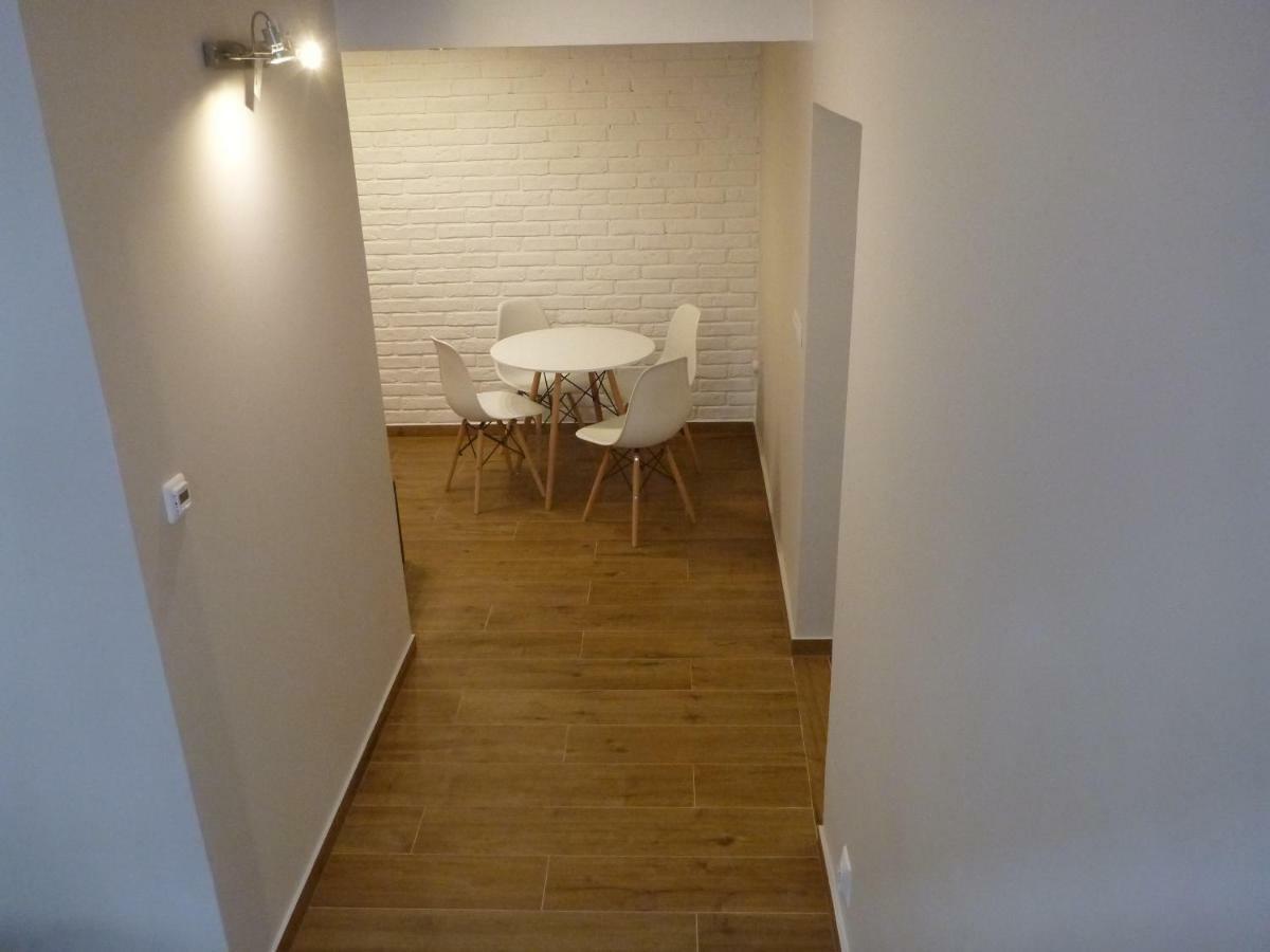 브로츠와프 Apartament Na Brodatego 아파트 외부 사진